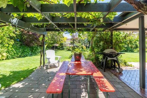 Photo of property in 12 Ritchie Place, Havelock North, 4130