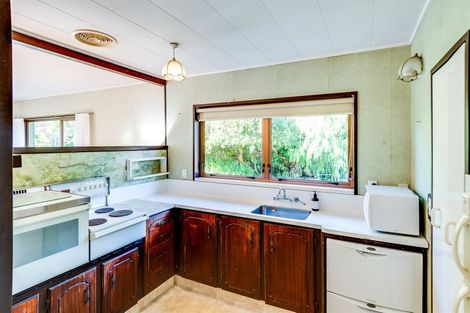 Photo of property in 67 Puketapu Road, Taradale, Napier, 4112