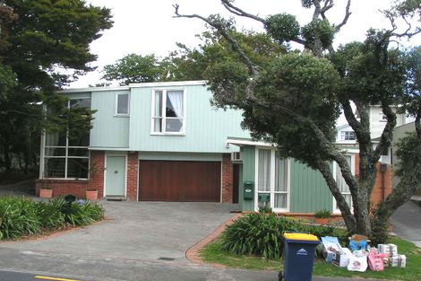 Photo of property in 6a Hauraki Road, Hauraki, Auckland, 0622
