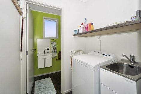 Photo of property in 12 Glen Terrace, Te Puke, 3119