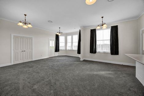 Photo of property in 5317 Mountain Road, Eltham, 4398