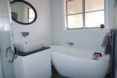 Photo of property in 24 Liverpool Street, Levin, 5510