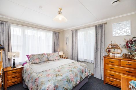 Photo of property in 69 Ongo Road, Hunterville, 4730