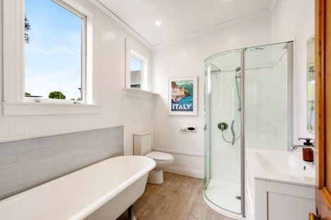 Photo of property in 6 Ashridge Road, Napier South, Napier, 4110