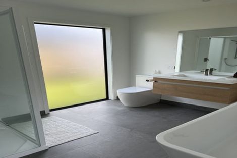 Photo of property in 93 Drysdale Road, Jacks Point, 9371