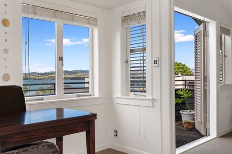 Photo of property in 204a Devonport Road, Tauranga, 3110