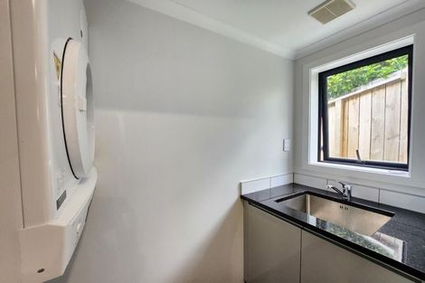 Photo of property in 28a Redwood Avenue, Tawa, Wellington, 5028