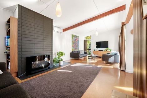 Photo of property in 25 Hillcrest Road, Hillcrest, Hamilton, 3216