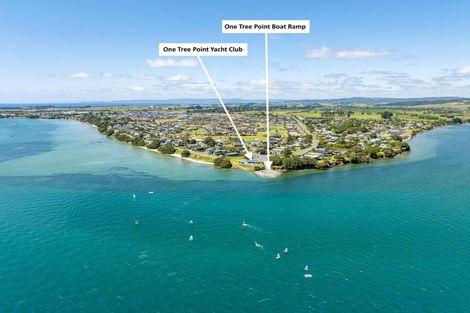 Photo of property in 24 Barbados Way, One Tree Point, 0118