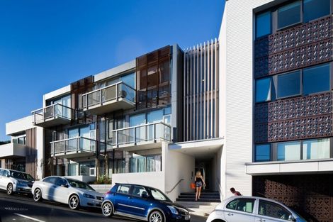 Photo of property in Masina Apartments, 208/80 Riddiford Street, Newtown, Wellington, 6021