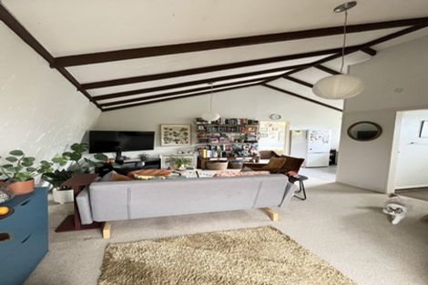 Photo of property in 1a Woodstock Terrace, Tawa, Wellington, 5028