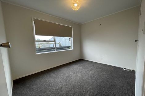Photo of property in 6b Lisa Rise, Half Moon Bay, Auckland, 2012
