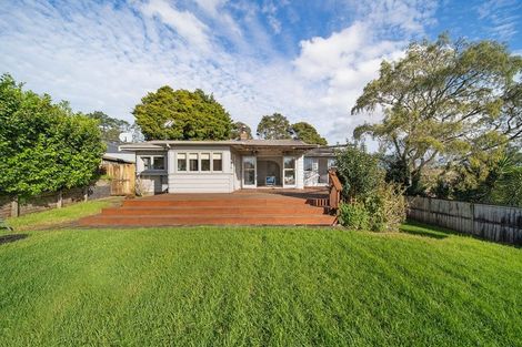 Photo of property in 16 Red Hill Road, Red Hill, Papakura, 2110