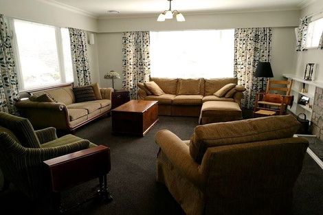 Photo of property in 74 Warwick Street, Wilton, Wellington, 6012