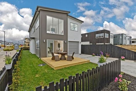 Photo of property in 2 Blackbird Lane, Hobsonville, Auckland, 0616