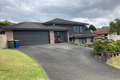 Photo of property in 3 Greenleaf Way, Northcross, Auckland, 0630