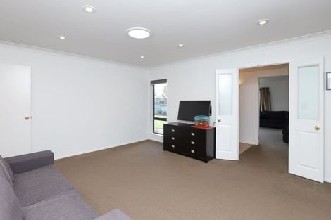 Photo of property in 27 Halcione Close, Flagstaff, Hamilton, 3210