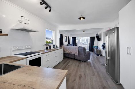 Photo of property in 194 Saint Aubyn Street, New Plymouth, 4310