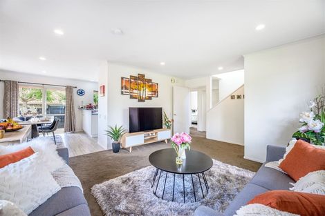 Photo of property in 3/108 Bob Charles Drive, Golflands, Auckland, 2013