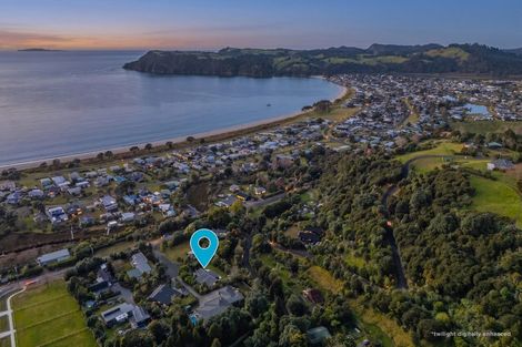 Photo of property in 9 Taunui Place, Cooks Beach, Whitianga, 3591