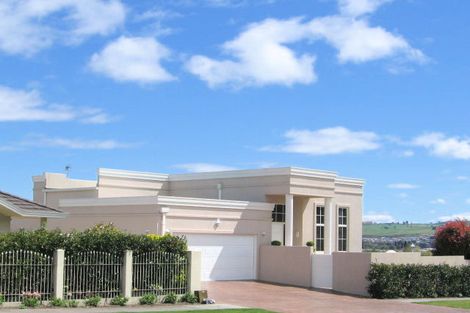 Photo of property in 1/1 Kurupae Road, Hilltop, Taupo, 3330