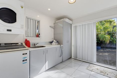 Photo of property in 2 Bickerstaffe Road, Maungaturoto, 0520