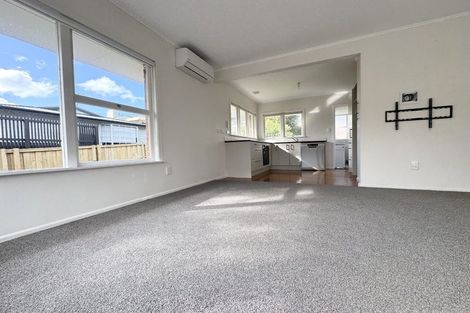 Photo of property in 1/45a Northboro Road, Belmont, Auckland, 0622