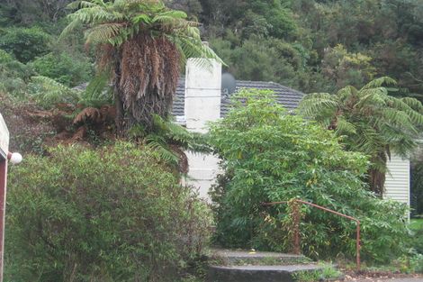 Photo of property in 25 Hair Street, Wainuiomata, Lower Hutt, 5014