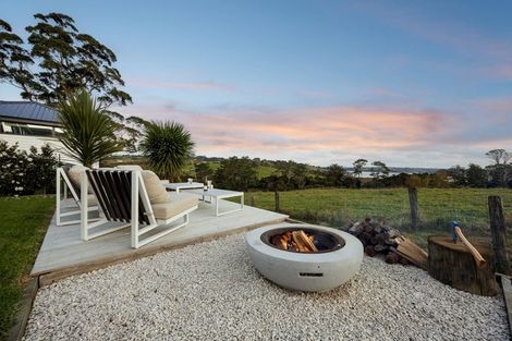 Photo of property in 43 Kia Kaha Drive, Snells Beach, 0920
