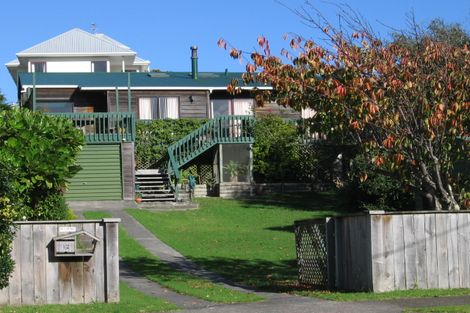 Photo of property in 12 Kaitawa Street, Waikanae Beach, Waikanae, 5036