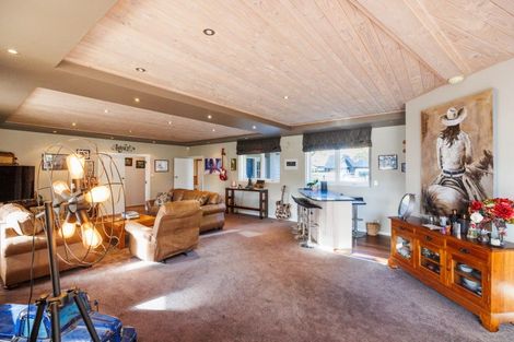 Photo of property in 43 Te Awe Awe Street, Hokowhitu, Palmerston North, 4410