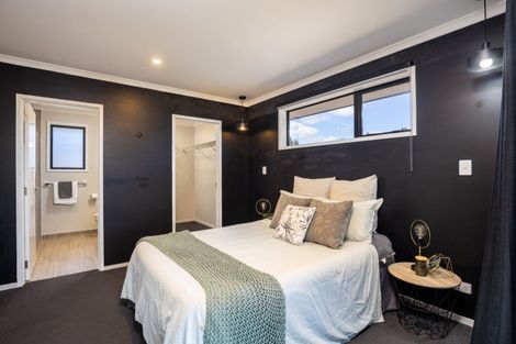 Photo of property in 11 Dreaver Drive, Waitara, 4320