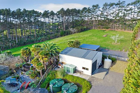 Photo of property in 82 Brownhill Road, Whitford, Manurewa, 2576