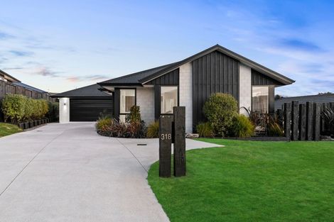 Photo of property in 318 Lakes Boulevard, Pyes Pa, Tauranga, 3112