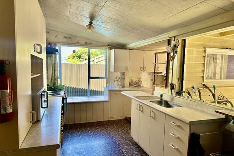 Photo of property in 29 Voelas Road, Lyttelton, 8082