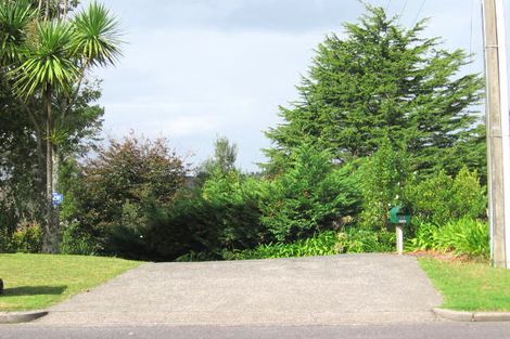 Photo of property in 12 Shetland Street, Glen Eden, Auckland, 0602