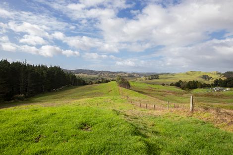 Photo of property in 127a Oruawharo Road, Topuni, Wellsford, 0975