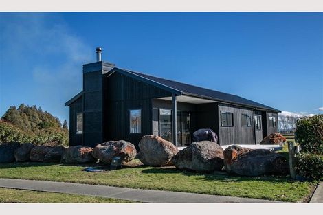 Photo of property in 30 Snowmass Drive, Ohakune, 4625