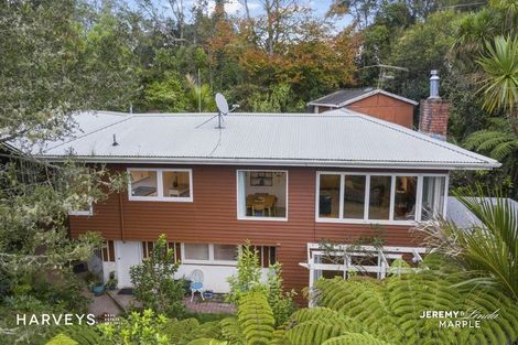 Photo of property in 310 Titirangi Road, Titirangi, Auckland, 0604