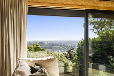 Photo of property in 4 Pentre Terrace, Cashmere, Christchurch, 8022