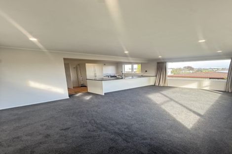 Photo of property in 5 Tiri Road, Manly, Whangaparaoa, 0930