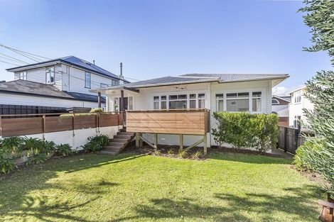 Photo of property in 61 Falkirk Avenue, Seatoun, Wellington, 6022