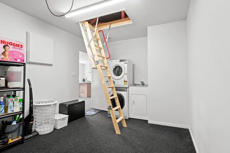 Photo of property in 2/2 English Street, Saint Andrews, Hamilton, 3200