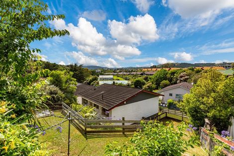 Photo of property in 8 Halyard Place, Whitby, Porirua, 5024
