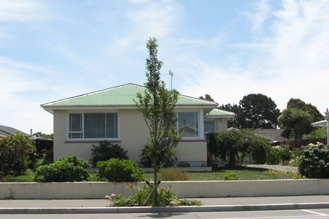 Photo of property in 191 Wainoni Road, Avondale, Christchurch, 8061