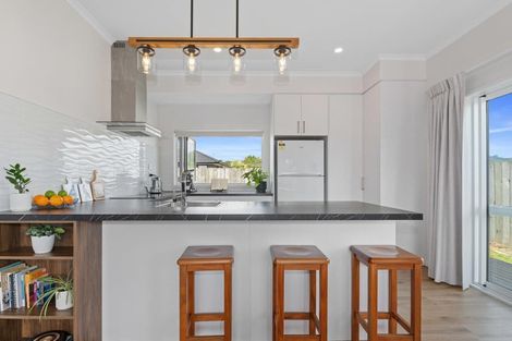 Photo of property in 12 Whatumairangi Way, Owhata, Rotorua, 3010