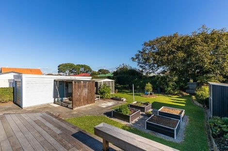 Photo of property in 41 Seymour Street, Waitara, 4320