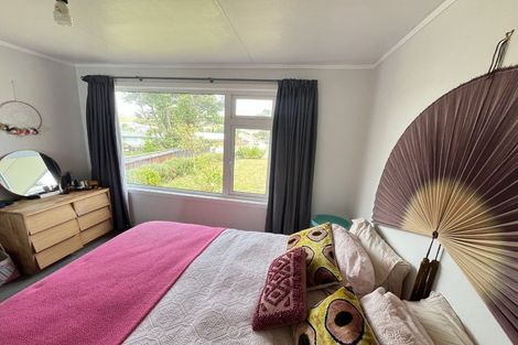 Photo of property in 42 Conclusion Street, Ascot Park, Porirua, 5024