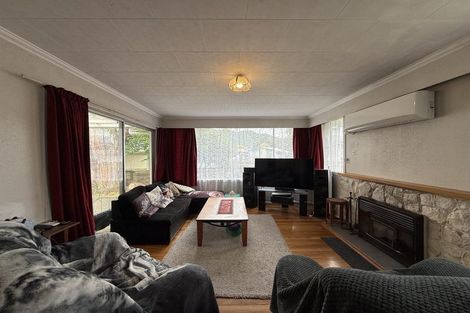 Photo of property in 10 Kentucky Street, Totara Park, Upper Hutt, 5018