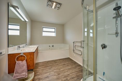 Photo of property in 2 Pukeko Place, Kaikoura, 7300